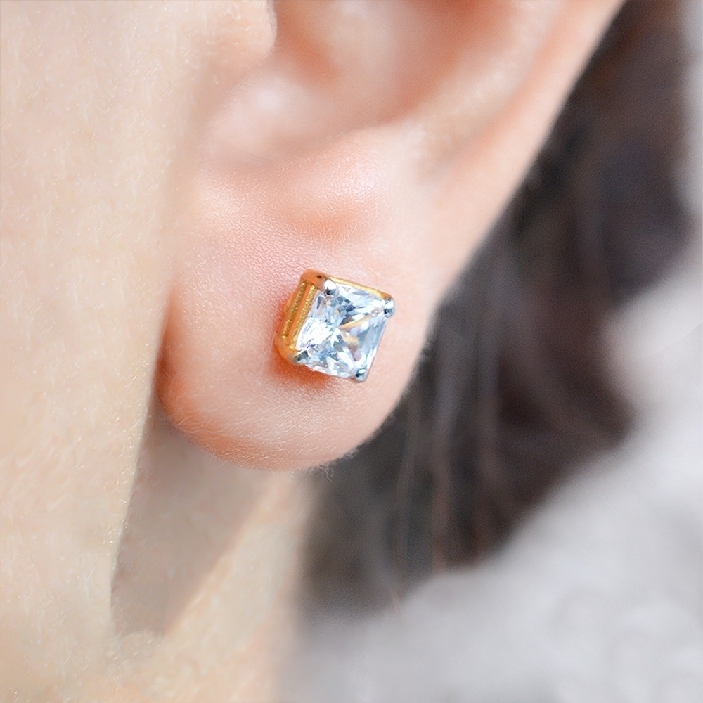 Diamond jewelry for baby girls