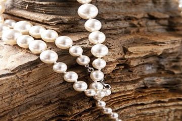 pearl jewellery