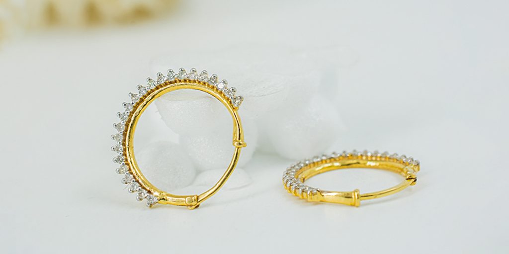 Buy Latest Gold Earrings in Pune, India | P N Gadgil and sons | PNG | Gold earrings  designs, Gold earrings, Ring designs