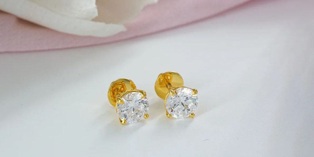 Buy Gold Earrings  Latest Gold Earring Designs Online  CaratLane