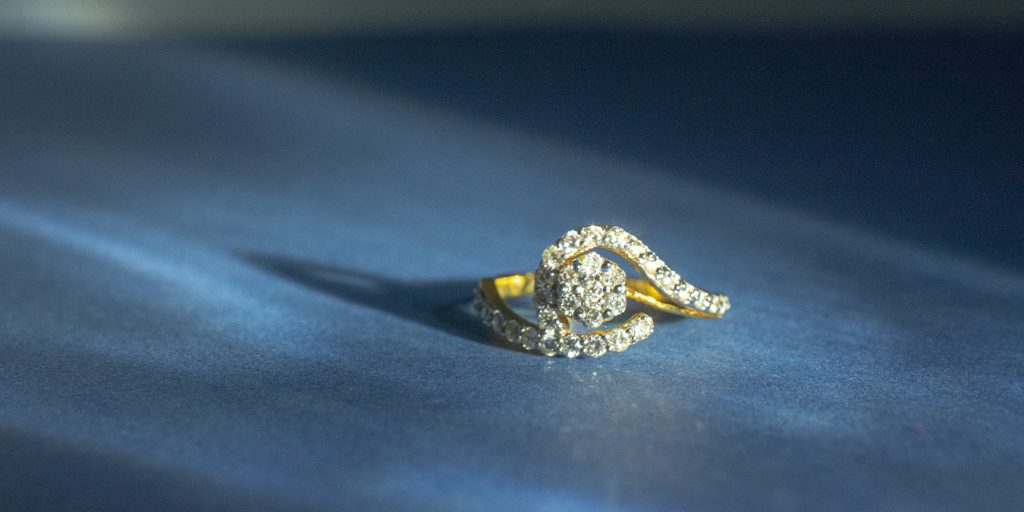 Intriguing Antique Diamond Engagement ring 1.00 Carat Princess Cut Diamond  on 10k White Gold - Walmart.com