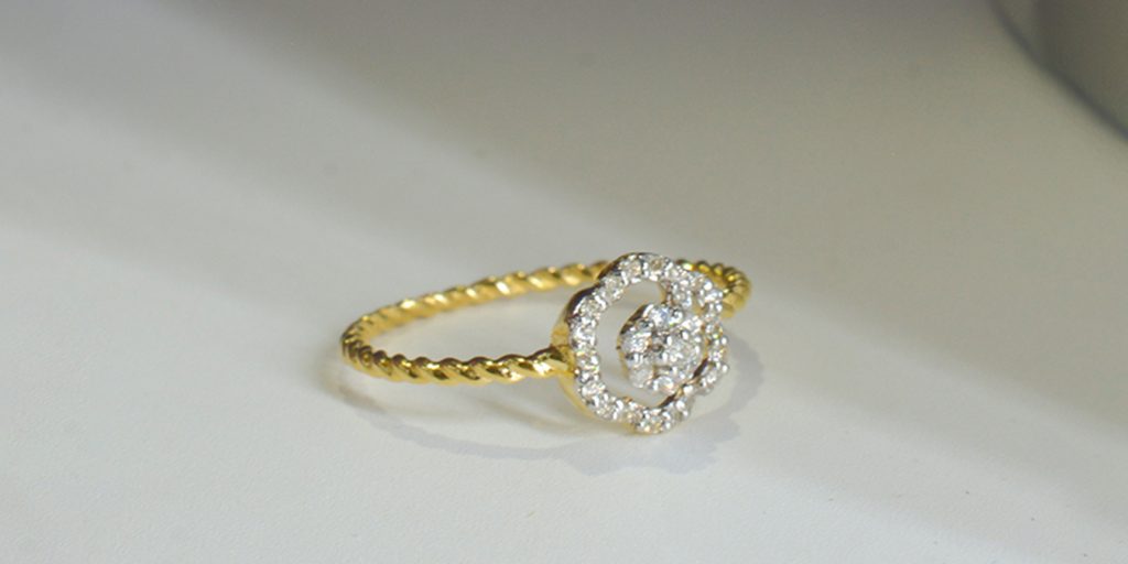 Gold,Dimond 14 K LR05-Yellow Ladies Ring, Gold 1.35g,Dimond 0.07ct at Rs  10279 in Mumbai