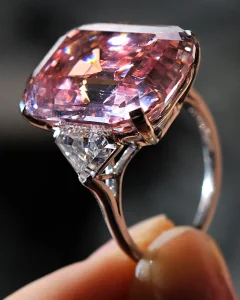 Graff-Pink-Diamond-Ring