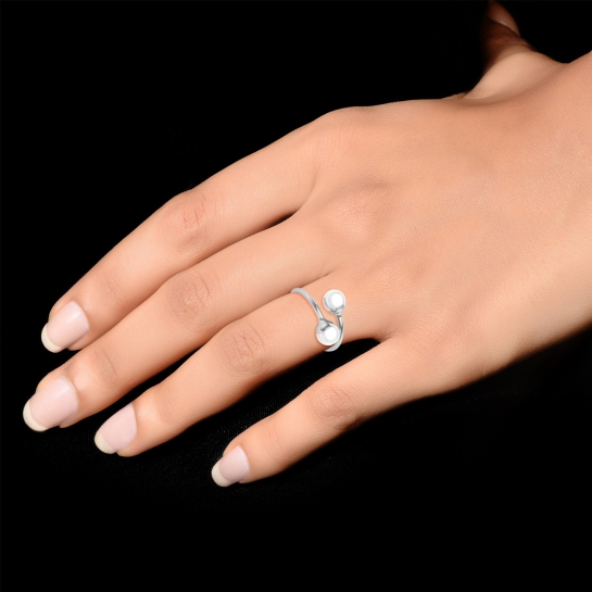 Aanya White Gold Ring