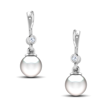 Hillary Pearl Drop D…