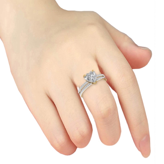 Lyric Diamond Ring For Engagement