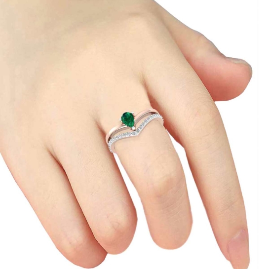 Indu Diamond Ring
