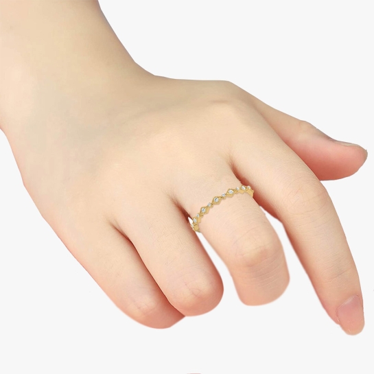 Drishti Gold Diamond Ring