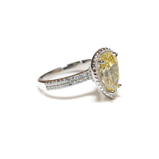 925 Akira Sterling Silver Ring