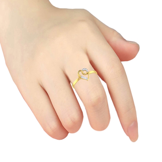 Aakriti Gold and Diamond Ring