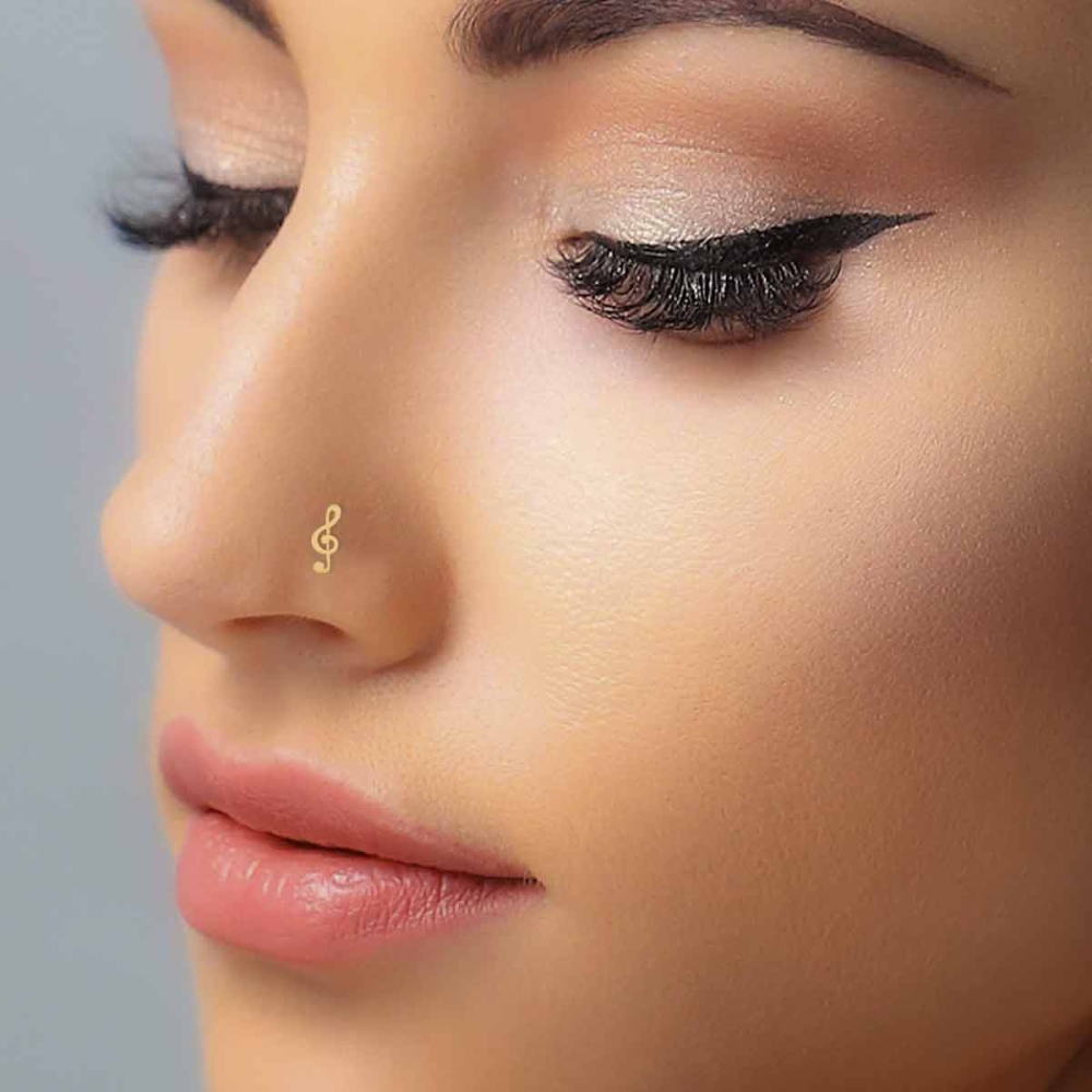Urvashi Gold Nosepin Urvashi Gold Nosepin