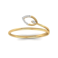 Pakhiza Gold and Diamond Ring