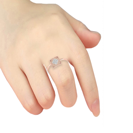 Tanny Diamond Ring