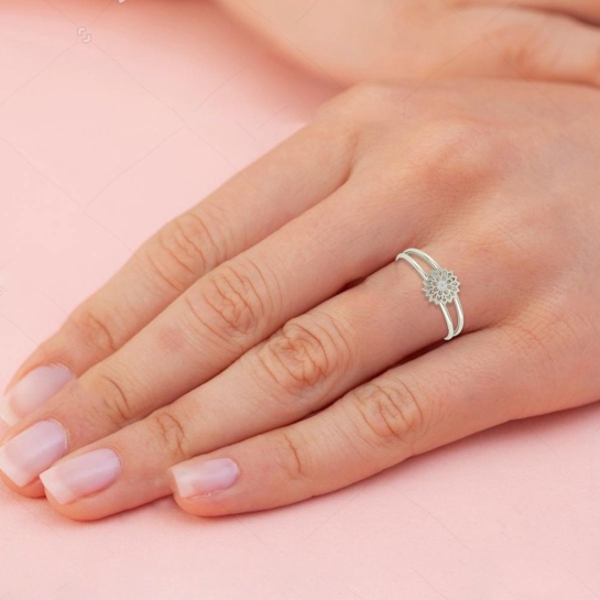 Somya Diamond Ring