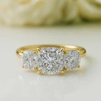 Selvi Certified Labgrown Diamond Ring