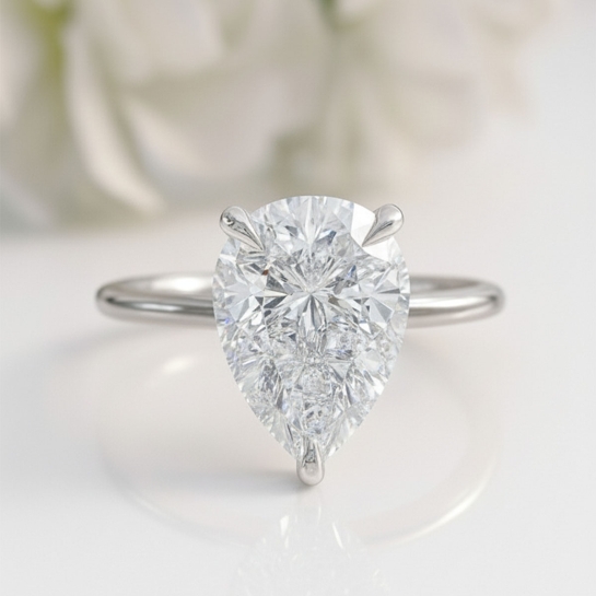Daisy Certified Labgrown Diamond Ring
