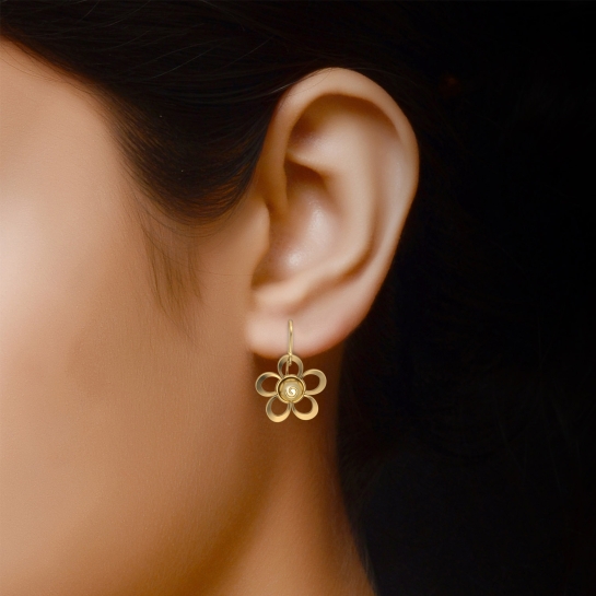 Aahana Drop Gold Earrings Design for daily use