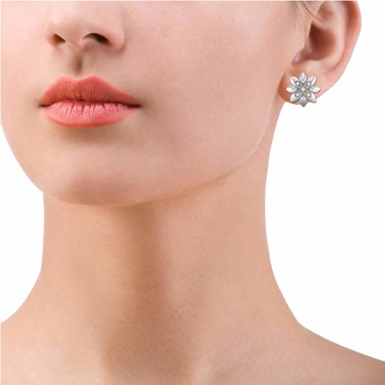 925 Sterling Silver Flower Shape Della Studs earrings