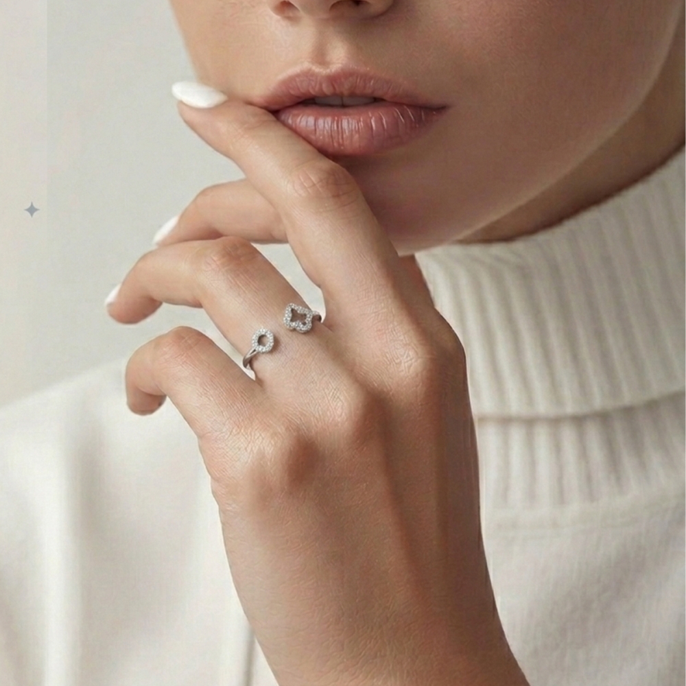 Bloom Clover Bracelet