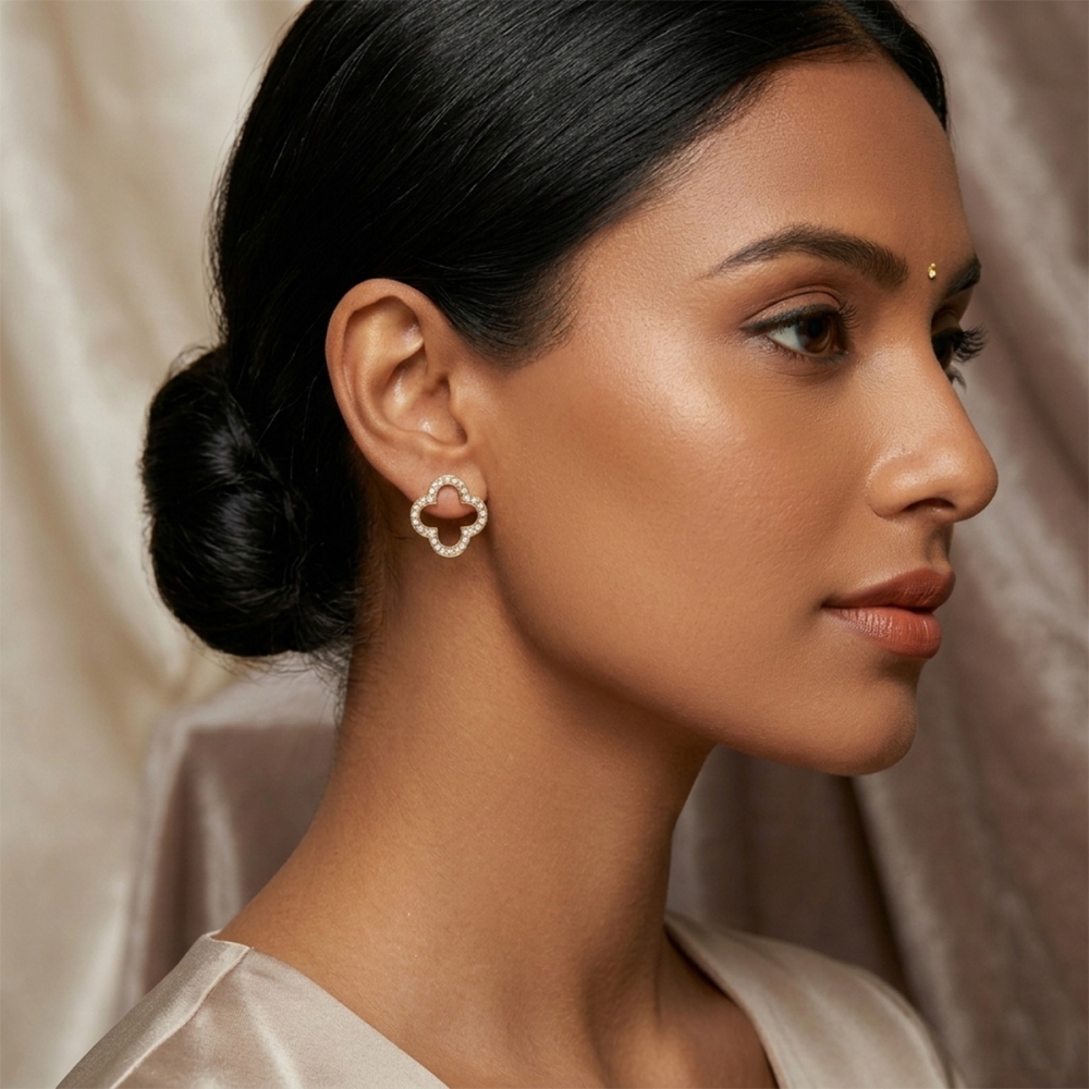 Lumière Clover Diamond Stud Earrings