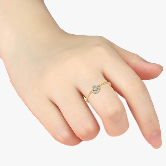 Sudha Gold Diamond Ring