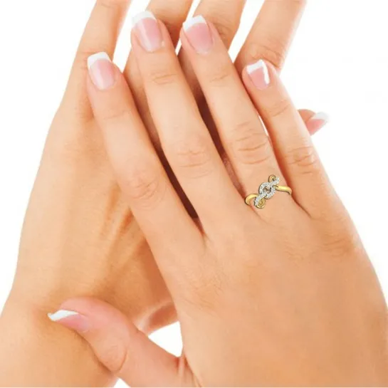 Nita Gold and Diamond Ring Nita Gold and Diamond Ring